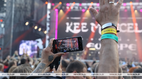 Эпицентр рока на юго-западе Беларуси. Жители и гости Пружан зажигают на фестивале "Солнцестояние"