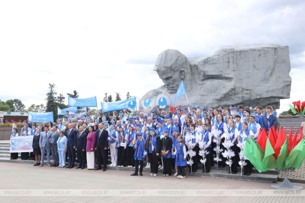 С уважением к прошлому и гордостью за настоящее. Брест принимает фестиваль детского миротворчества