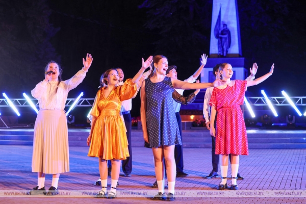 "Победа зарождалась вначале". О чем хотели сказать в своей постановке учащиеся колледжа ГрГУ им.Я.Купалы