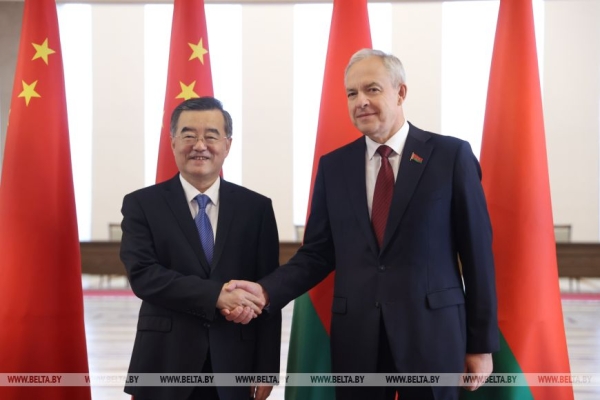 Курс на всестороннее взаимодействие. О чем договорились парламентарии Беларуси и Китая