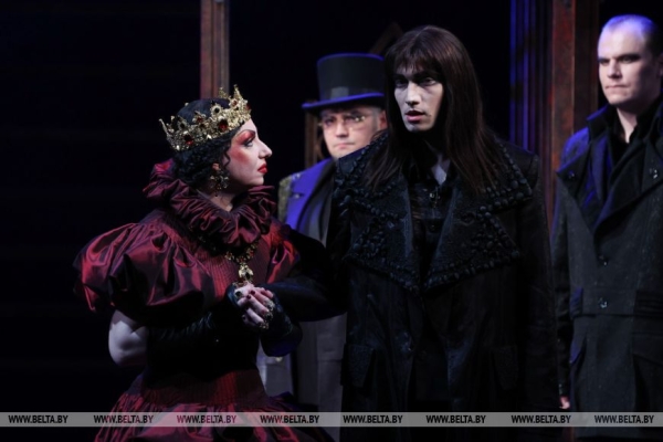 "Гамлет", "Пиковая дама" и другие популярные спектакли. В Минске стартовали гастроли Качаловского театра