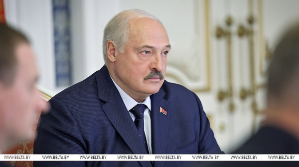 Семинар на ферме, подготовка к саммиту, выдающиеся выпускники и спецпосланник Трампа. Итоги недели Президента