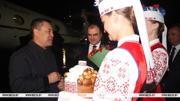 Президент Кыргызстана прибыл с рабочим визитом в Беларусь