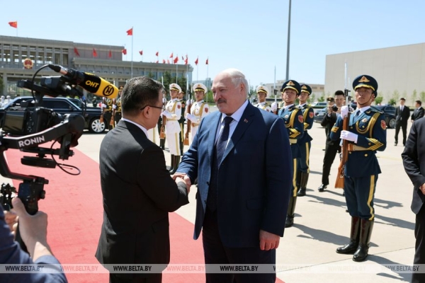 Лукашенко: визит в Китай был успешным