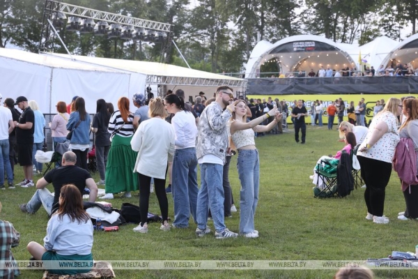 Рок-фестиваль "Солнцестояние" проходит в Пружанах