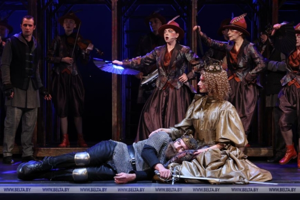 "Гамлет", "Пиковая дама" и другие популярные спектакли. В Минске стартовали гастроли Качаловского театра