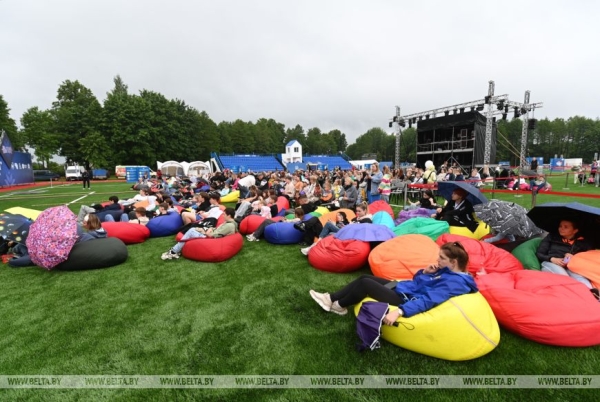 С любовью к малой родине, вкусно и творчески. Как прошел первый день "Вытокаў" в Поставах 