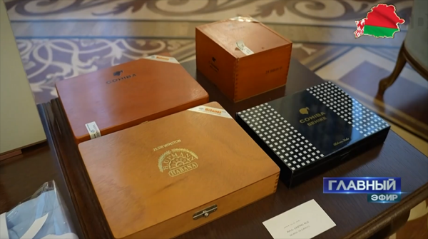 Лукашенко рассказал о желании встретиться с Раулем Кастро и вместе посетить могилу Фиделя 