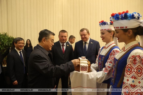 Парламентская делегация Китая прибыла в Беларусь с официальным визитом 