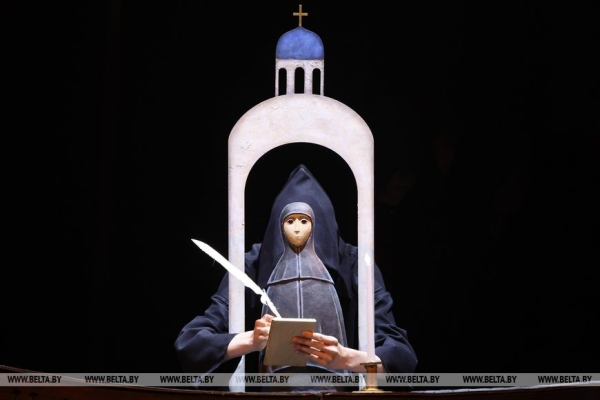 Брестский театр кукол представил в Полоцке спектакль о преподобной Евфросинии