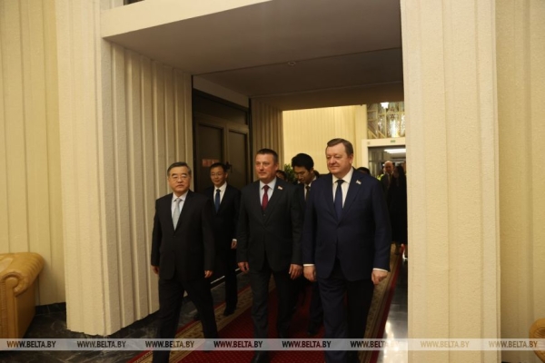 Парламентская делегация Китая прибыла в Беларусь с официальным визитом 