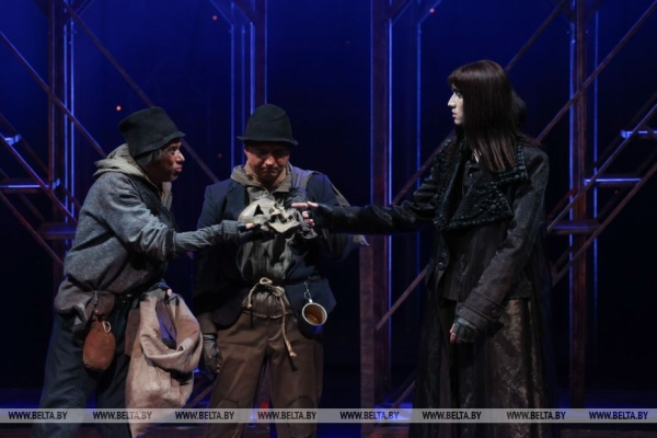 "Гамлет", "Пиковая дама" и другие популярные спектакли. В Минске стартовали гастроли Качаловского театра