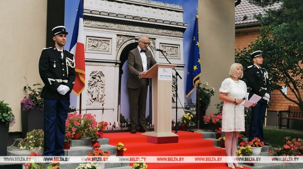 Дипломат: в условиях современных кризисов важны уважение гуманистических ценностей и возвращение к миру Дипломат: в условиях современных кризисов важны уважение гуманистических ценностей и возвращение к миру