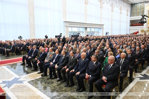 "Ваш ход, глава государства!". Годовщина первой инаугурации Президента Беларуси в 1994 году 
