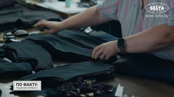 "Человеческое к вам требование". Как, по мнению Лукашенко, должны одеваться белорусские школьники 