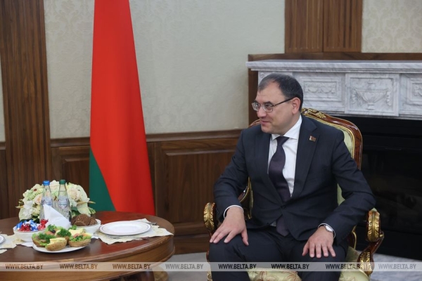 Премьер-министр Танзании Кассим Маджалива Маджалива прибыл в Минск с официальным визитом