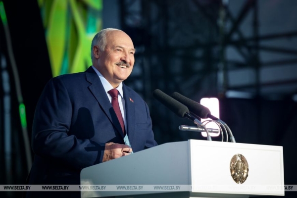 Лукашенко на празднике "Купалье": белорусы - нация с древней историей 