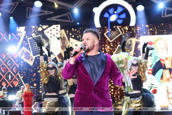 "Зал потрясающий!" Финальным аккордом "Славянского базара" стал концерт звезд шансона 