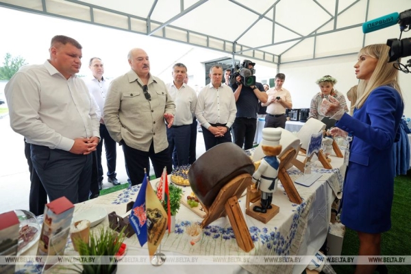 "Почему не интенсифицировать процесс?" Лукашенко поставил принципиальные вопросы в сфере козоводства 