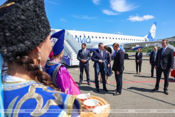 Премьер-министр Беларуси прибыл с рабочим визитом в Горно-Алтайск Премьер-министр Беларуси прибыл с рабочим визитом в Горно-Алтайск