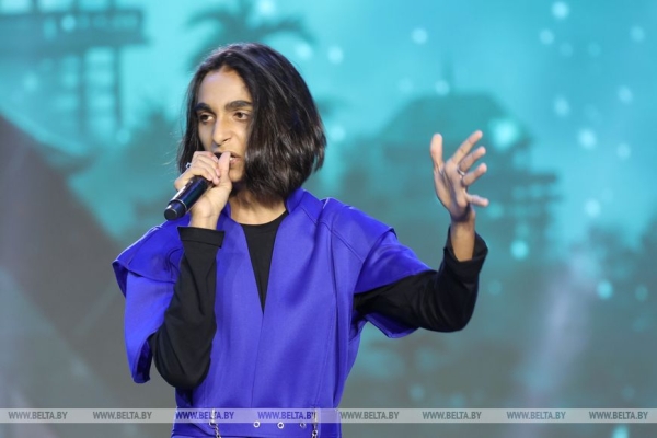 Сразу два президентских оркестра и бравые казаки. Атмосфера "Славянского базара в Витебске" (обновляется)