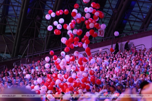 "Зал потрясающий!" Финальным аккордом "Славянского базара" стал концерт звезд шансона 