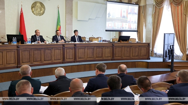 Регионы принимают участие в селекторном совещании по уборочной кампании