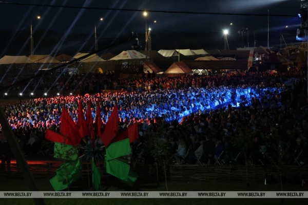 Лукашенко на празднике "Купалье": белорусы - нация с древней историей 
