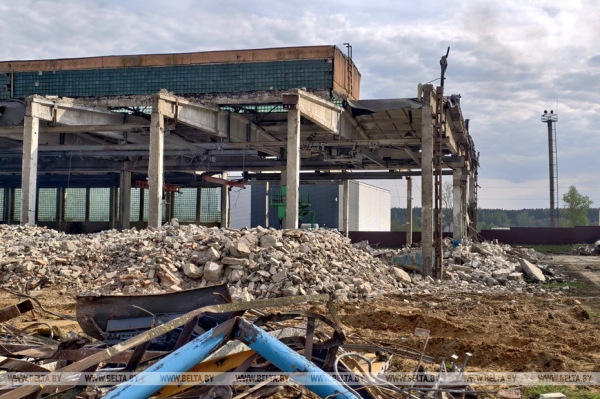 Лукашенко заслушал телефонные доклады главы МЧС и управделами Президента