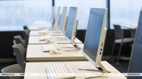 Рыженков: БРИКС необходимо создать справедливое и равноправное управление технологиями ИИ Рыженков: БРИКС необходимо создать справедливое и равноправное управление технологиями ИИ