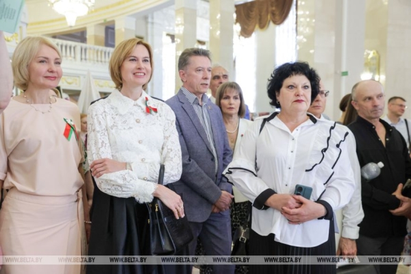 Именитые мастера, талантливая молодежь и трогательные композиции. В Большом театре прошел гала-концерт 