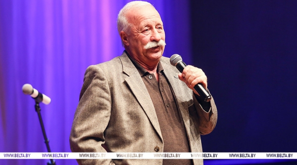 Лукашенко поздравил народного артиста России Леонида Якубовича с юбилеем Лукашенко поздравил народного артиста России Леонида Якубовича с юбилеем