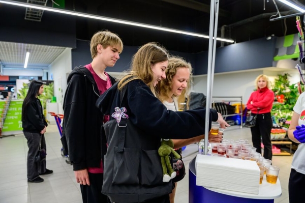 Ко Дню Независимости "Евроопт" организовал дегустации белорусских товаров по всей стране