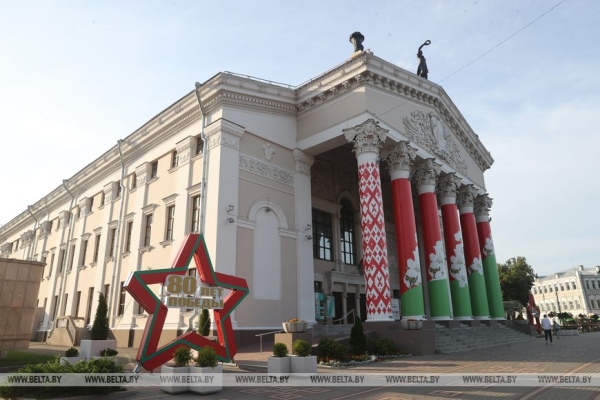 В Гомельском облдрамтеатре состоялась премьера спектакля "Преступление и наказание"