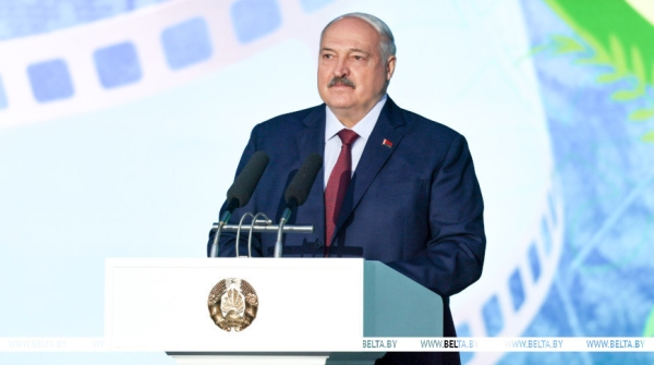 Лукашенко на празднике "Купалье": белорусы - нация с древней историей 