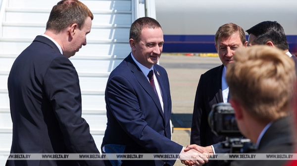 Премьер-министр Беларуси прибыл с рабочим визитом в Горно-Алтайск Премьер-министр Беларуси прибыл с рабочим визитом в Горно-Алтайск