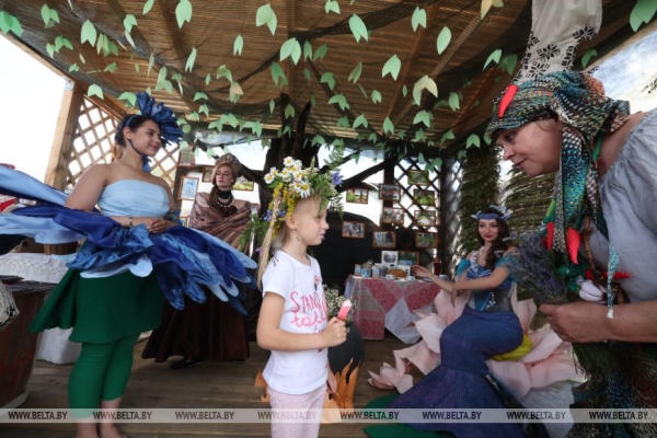 Мастерица из Амурской области о "Купалье": я никогда не видела такого масштабного славянского праздника Мастерица из Амурской области о "Купалье": я никогда не видела такого масштабного славянского праздника