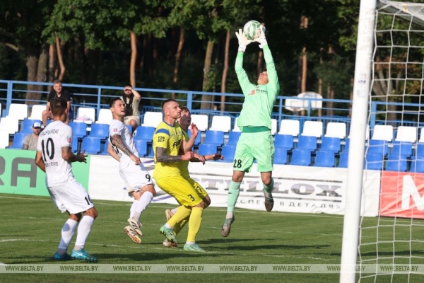"Ислочь" обыграла футболистов "БАТЭ" в чемпионате Беларуси  