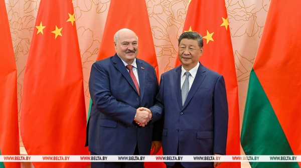 Китайское турне, картофельная инспекция и фактор "бабы Дуни" в торговле. Итоги недели Президента