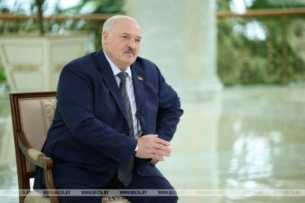 Разговор с Трампом, мирный план для Украины, прогнозы и инсайды от Первого. Главное из интервью Лукашенко белорусским СМИ
