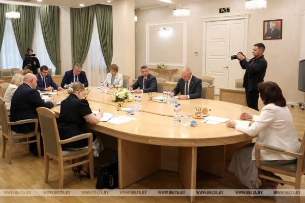 В Совете Республики обсудили выстраивание эффективной системы торгового обслуживания на селе В Совете Республики обсудили выстраивание эффективной системы торгового обслуживания на селе