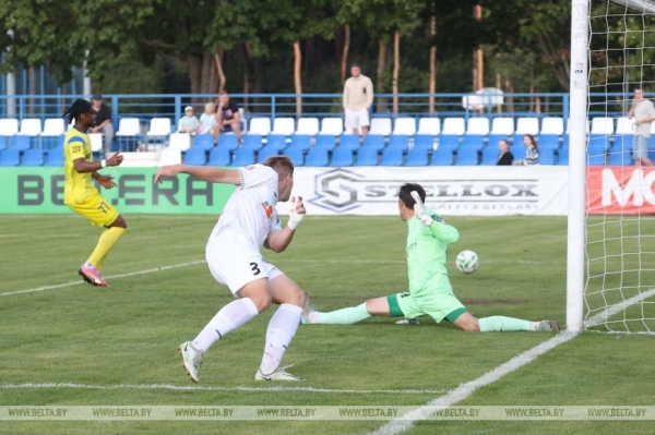 "Ислочь" обыграла футболистов "БАТЭ" в чемпионате Беларуси  