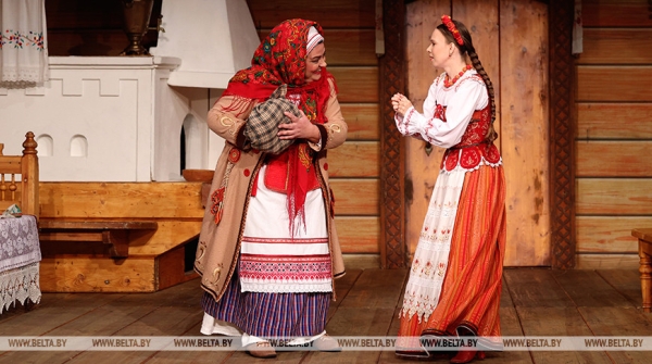 Спектакль "Паўлінка" традиционно откроет новый сезон в Купаловском театре