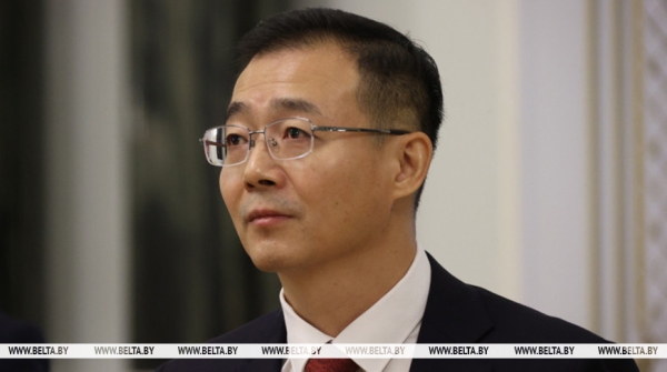 Чжан Вэньчуань: участие Лукашенко в саммите в Тяньцзине укрепит сотрудничество Беларуси и КНР в ШОС Чжан Вэньчуань: участие Лукашенко в саммите в Тяньцзине укрепит сотрудничество Беларуси и КНР в ШОС