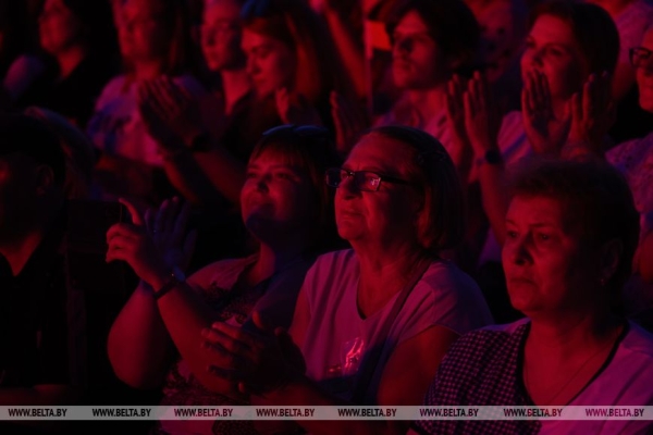 Гала-концерт "Кинотеатр "Александрия" отправился в тур по Беларуси. Первыми на выездном сеансе побывали брестчане