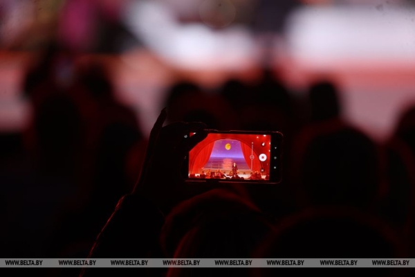 Гала-концерт "Кинотеатр "Александрия" отправился в тур по Беларуси. Первыми на выездном сеансе побывали брестчане