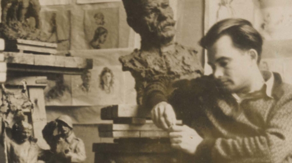 Мастер камня, металла, дерева: выставка Николая Кондратьева проходит в Минске Мастер камня, металла, дерева: выставка Николая Кондратьева проходит в Минске