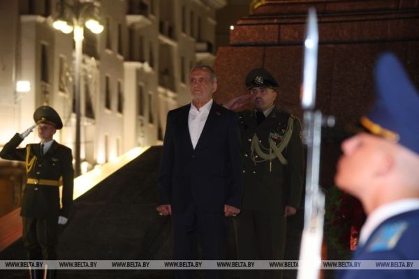 Президент Ирана прибыл с официальным визитом в Беларусь 