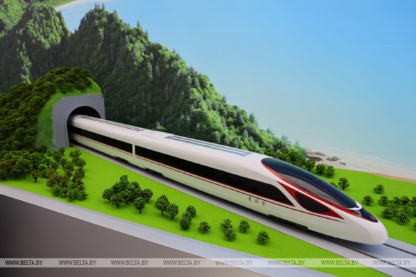 Рыженков: ШОС позволяет совместно решать глобальные и региональные проблемы современности
Рыженков: ШОС позволяет совместно решать глобальные и региональные проблемы современности