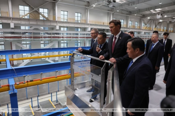 Рыженков: ШОС позволяет совместно решать глобальные и региональные проблемы современности
Рыженков: ШОС позволяет совместно решать глобальные и региональные проблемы современности